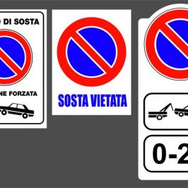 Etichette DIVIETI stampate in serigrafia , vengono realizzate in varie dimensioni su vari tipi di materiale a richiesta